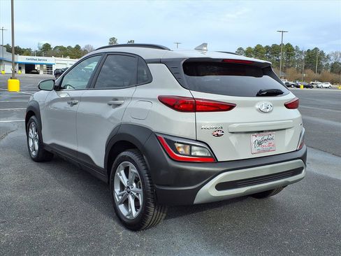 Used 2023 Hyundai Kona SEL image 17