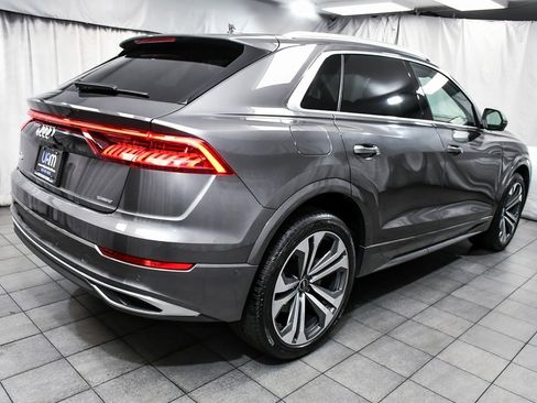 Used 2021 Audi Q8 Premium Plus w/ Premium Plus Package image 6