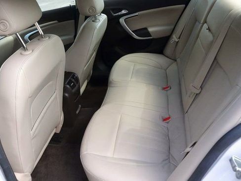Used 2016 Buick Regal image 15