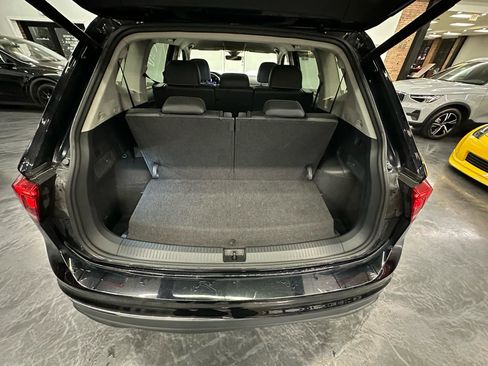Used 2024 Volkswagen Tiguan Wolfsburg Edition image 18