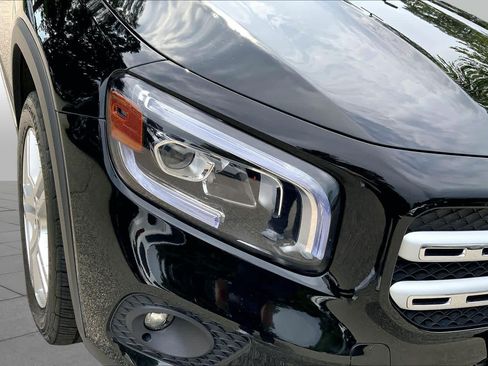 Certified 2021 Mercedes-Benz GLB 250 4MATIC image 27