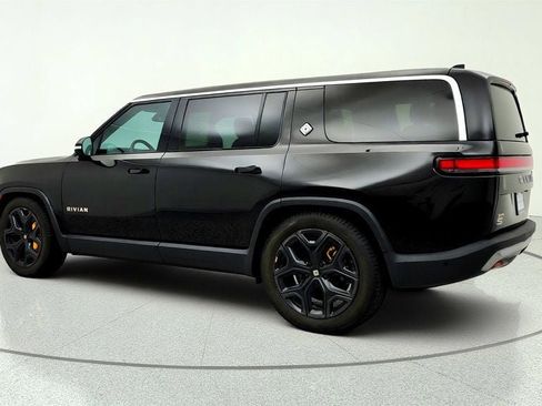 Used 2024 Rivian R1S Adventure AWD/4WD image 7
