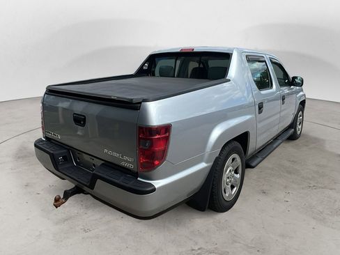 Used 2010 Honda Ridgeline RT image 6