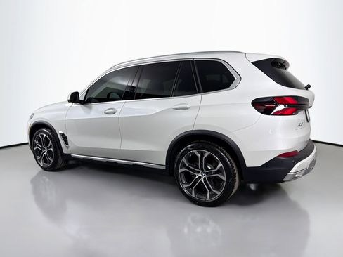 New 2026 BMW X5 xDrive40i image 7