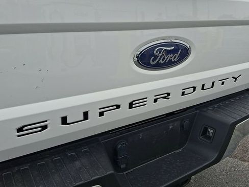 Used 2019 Ford F250 XL w/ STX Appearance Package RWD image 28