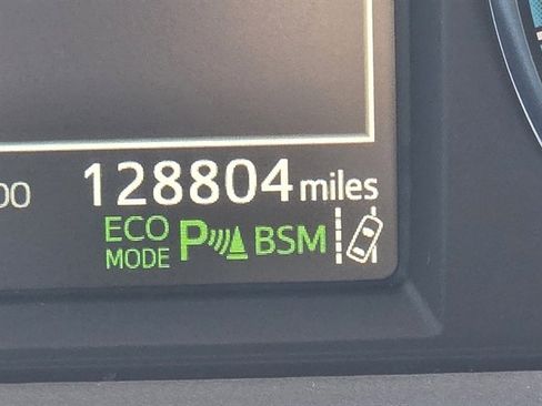 Used 2017 Toyota RAV4 Limited w/ Advanced Technology Package image 13