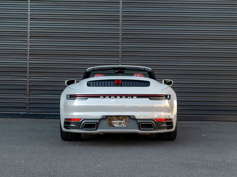 Certified 2021 Porsche 911 Carrera image 7