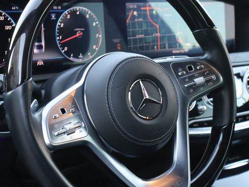 Used 2019 Mercedes-Benz Maybach S 560 4MATIC image 23