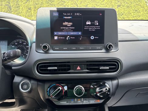 Used 2023 Hyundai Kona SEL AWD/4WD image 25