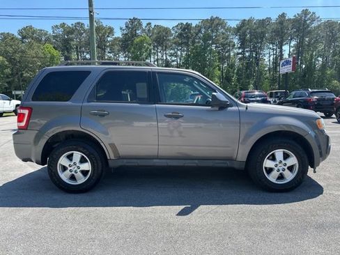 Used 2011 Ford Escape XLT AWD/4WD image 8
