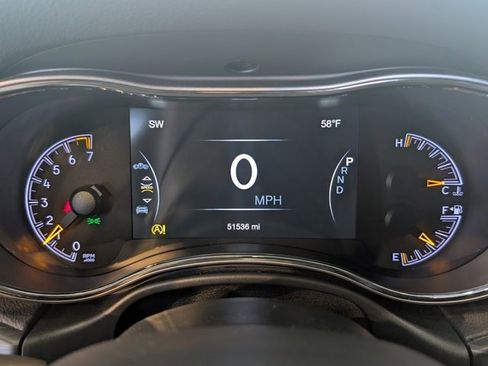 Used 2020 Jeep Grand Cherokee Limited w/ Premium Lighting Group image 18