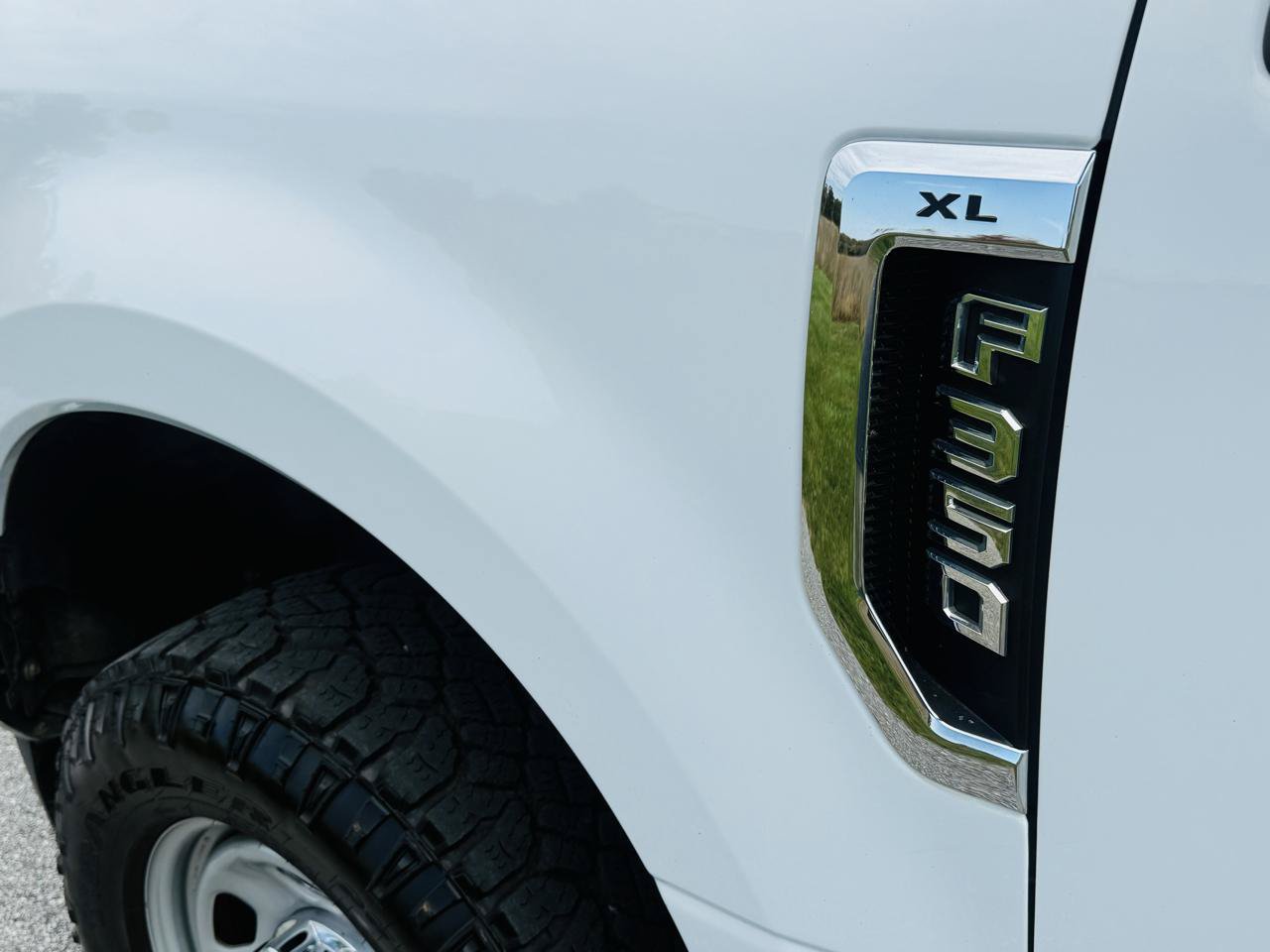 Used 2020 Ford F350 XL w/ Power Equipment Group AWD/4WD image 2