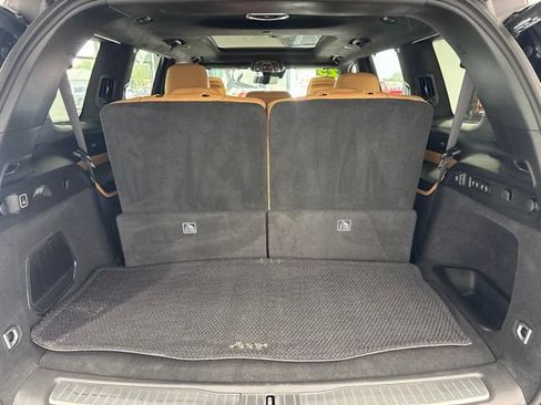 Used 2025 Jeep Grand Cherokee L Summit AWD/4WD image 8