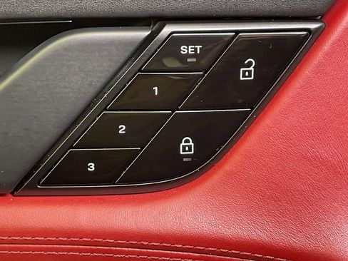 Used 2021 Porsche Taycan 4S image 35