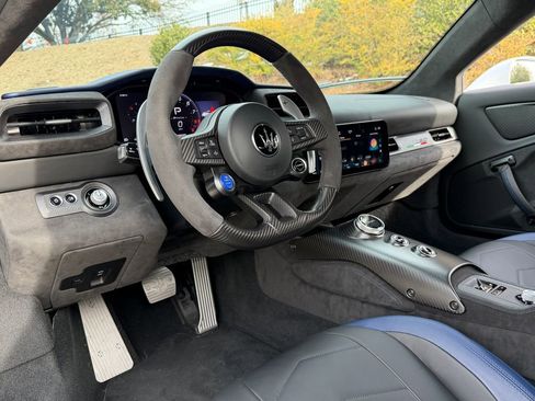 Used 2023 Maserati MC20 image 13