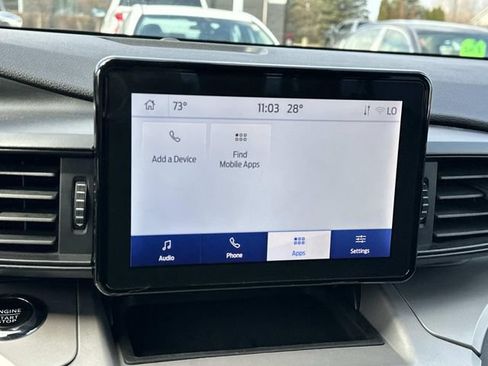 Used 2023 Ford Explorer XLT AWD/4WD image 25