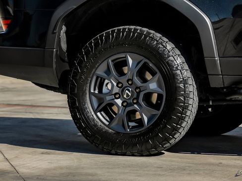 Used 2025 Lexus GX 550 image 94