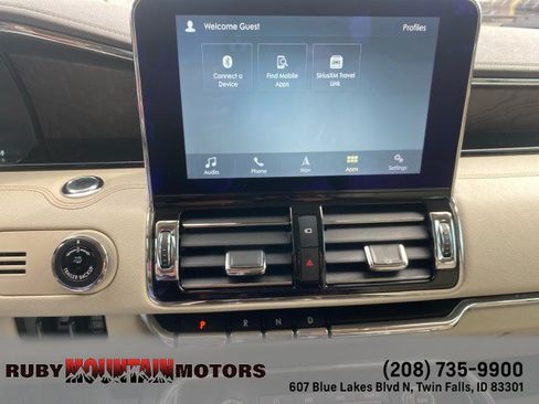Used 2019 Lincoln Navigator L Reserve AWD/4WD image 22