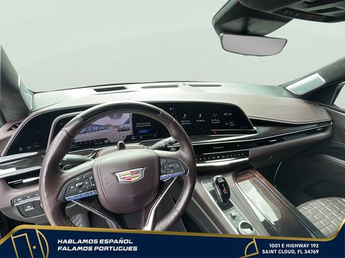 Certified 2024 Cadillac Escalade ESV Sport Platinum AWD/4WD image 15