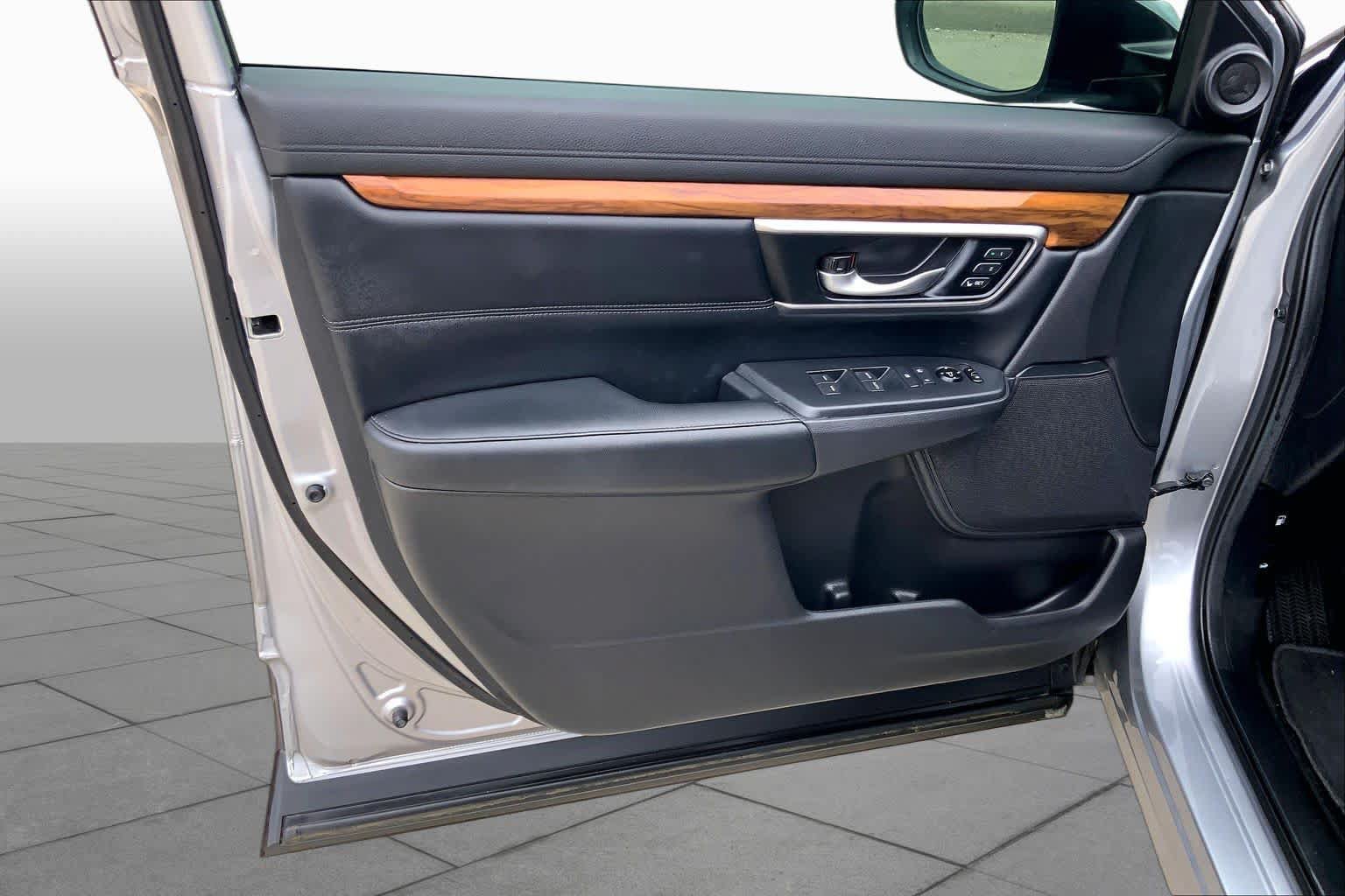 Used 2020 Honda CR-V EX-L image 22