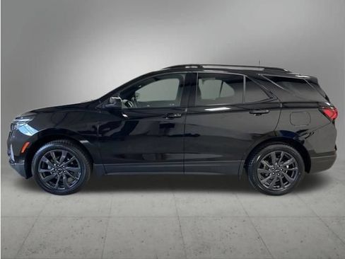 Used 2024 Chevrolet Equinox RS AWD/4WD image 2