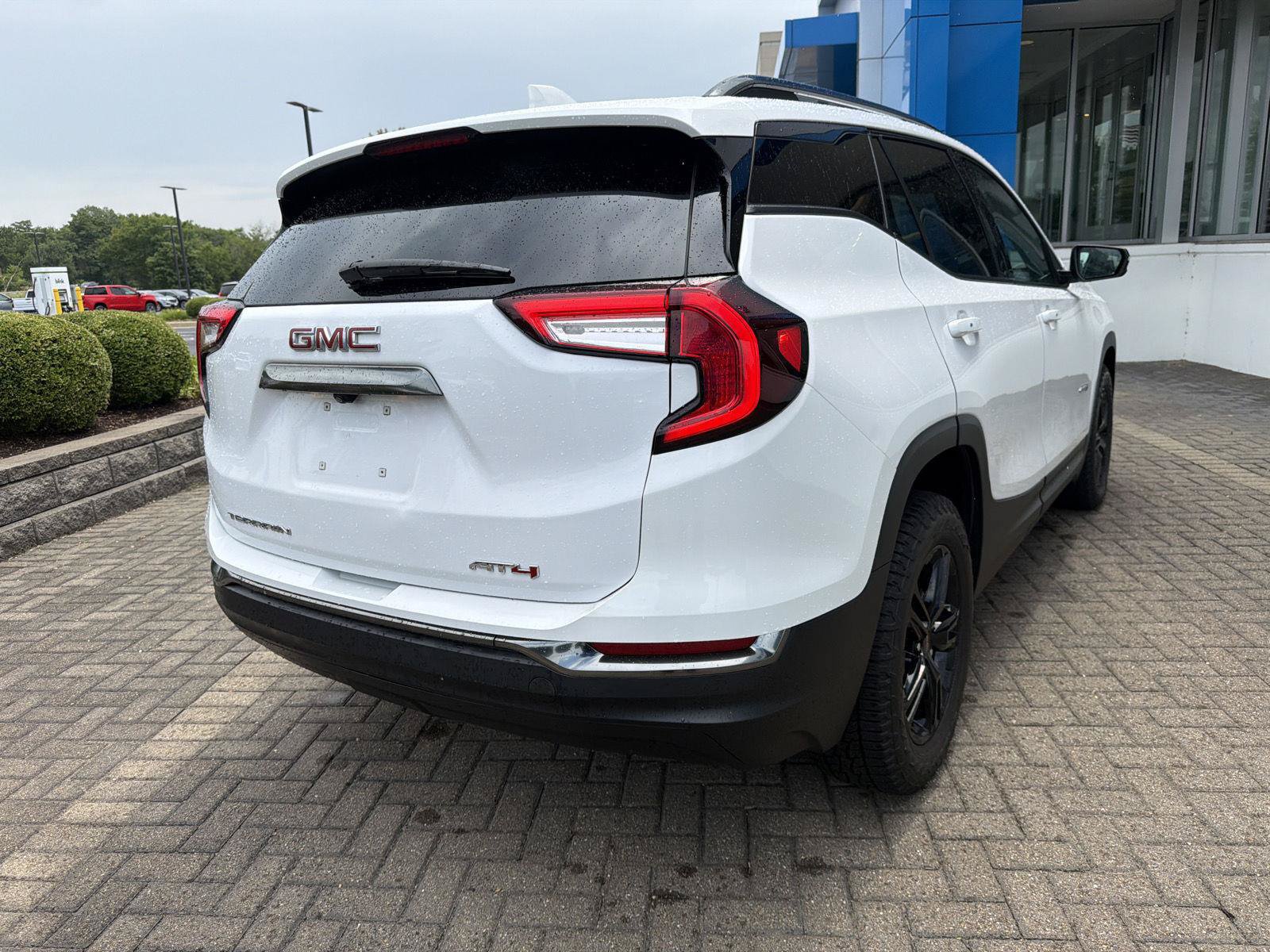 Used 2023 GMC Terrain AT4 AWD/4WD image 5