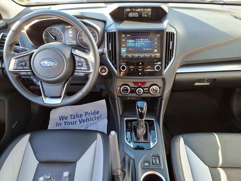 Certified 2022 Subaru Crosstrek 2.5i Limited w/ Moonroof Package 2 image 10