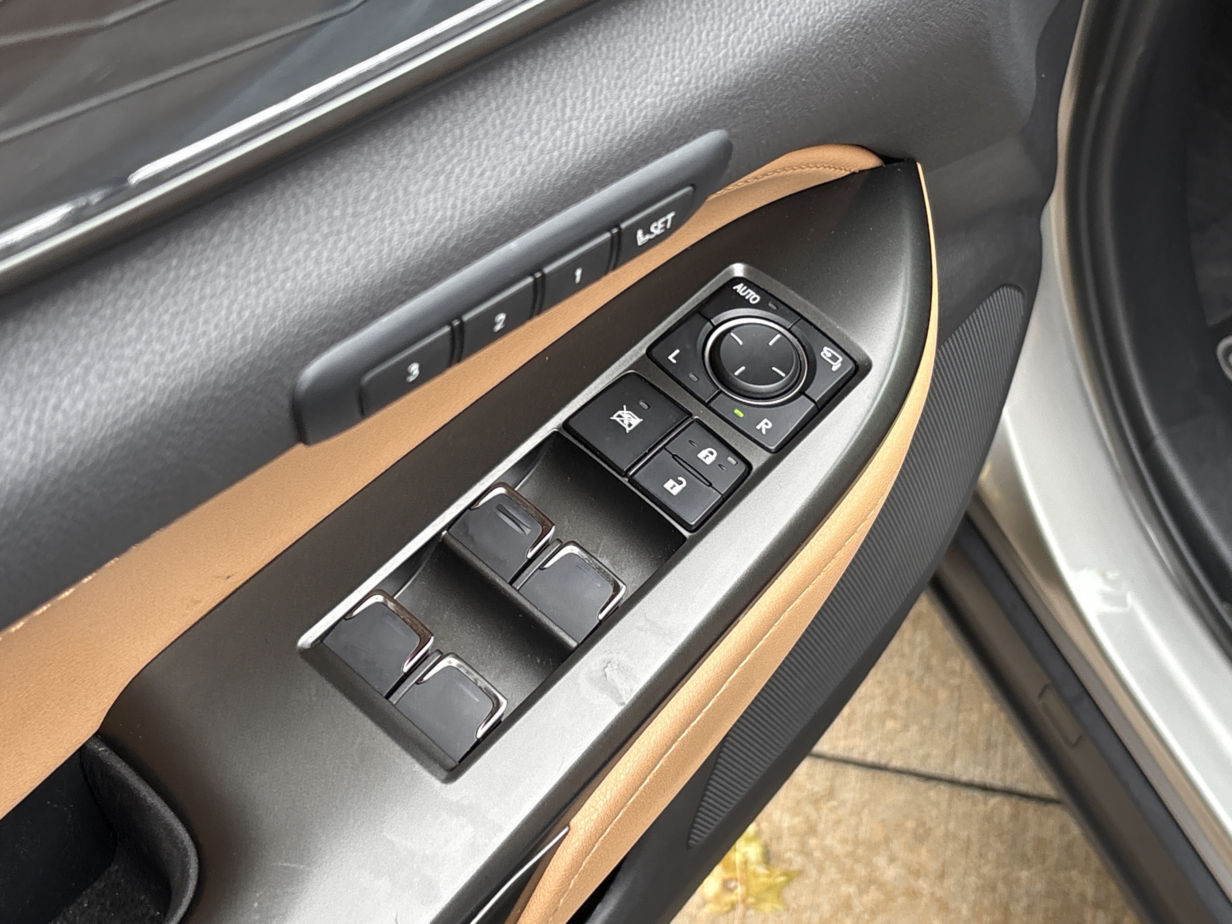 Used 2023 Lexus NX 350 AWD image 15