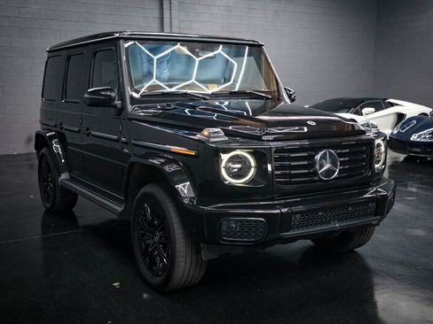 Used 2025 Mercedes-Benz G 580 w/ EQ Technology image 3