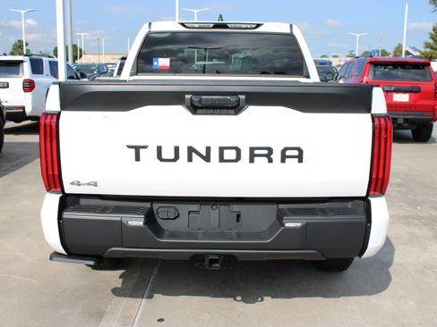 Used 2025 Toyota Tundra SR5 AWD/4WD image 7