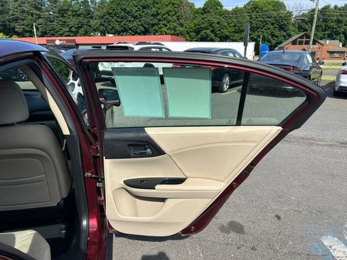Used 2014 Honda Accord EX-L image 18