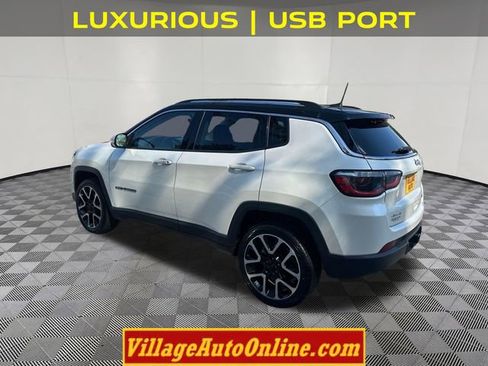 Used 2018 Jeep Compass Limited AWD/4WD image 2