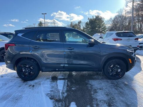 New 2026 Kia Seltos EX w/ EX Sunroof Package image 4