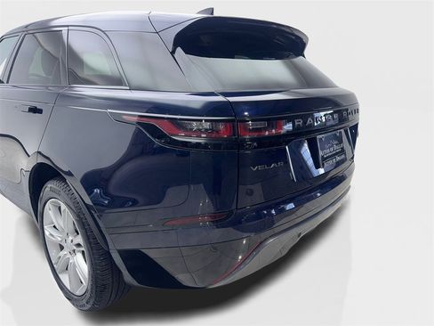 Used 2022 Land Rover Range Rover Velar R-Dynamic S image 19