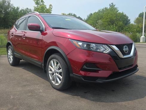 Used 2020 Nissan Rogue Sport SV AWD/4WD image 2