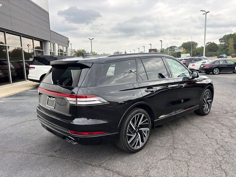 New 2025 Lincoln Aviator Black Label w/ Jet Appearance Package image 7