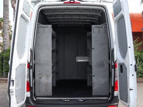 Used 2024 Mercedes-Benz Sprinter 2500 w/ Acoustic Package image 8