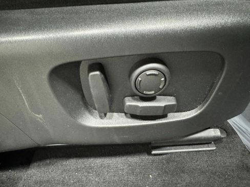 Used 2020 Land Rover Range Rover Evoque SE image 20