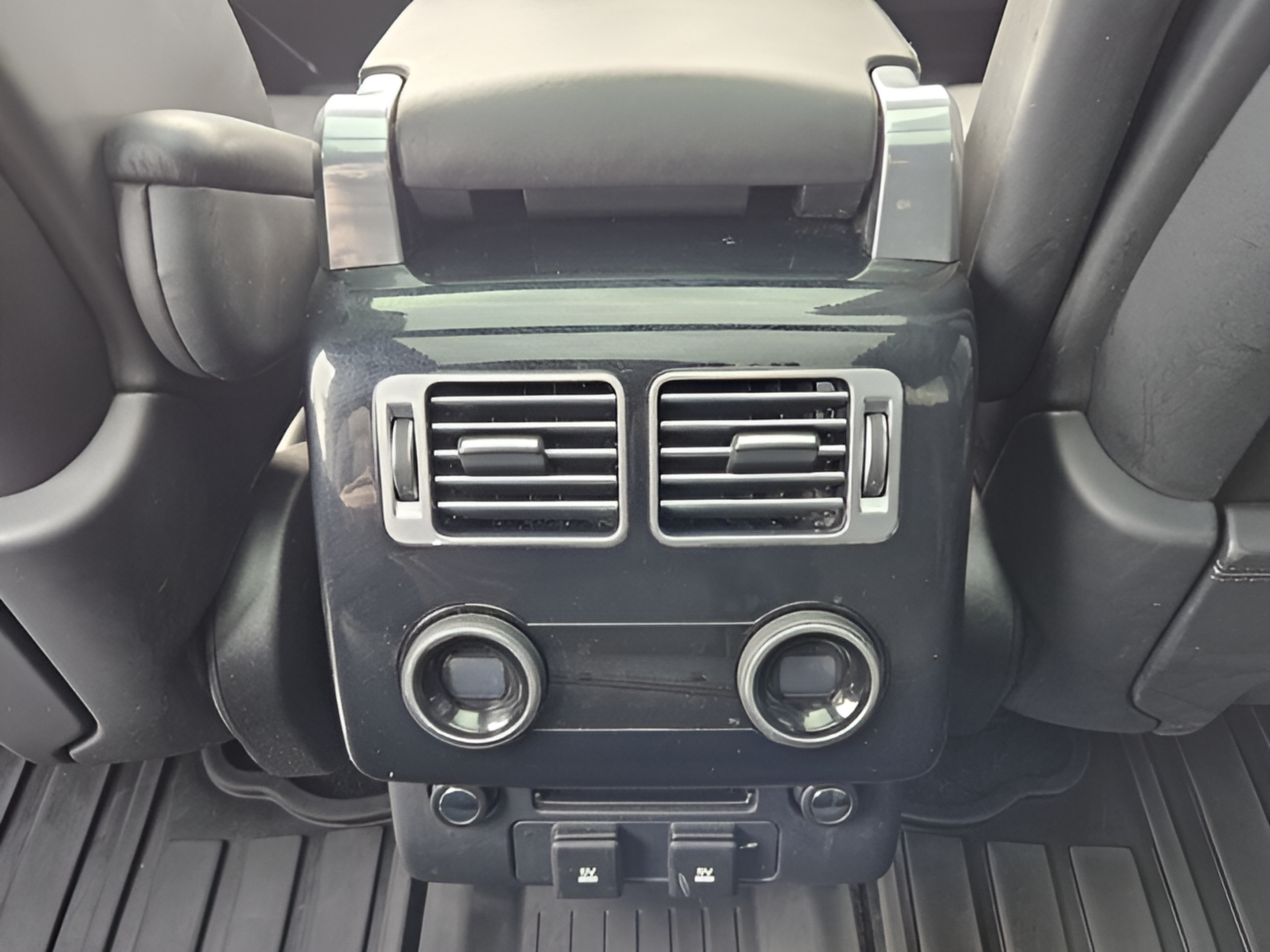 Used 2020 Land Rover Range Rover HSE AWD/4WD image 10
