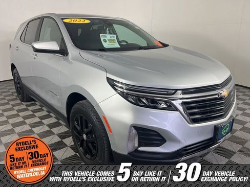 Certified 2022 Chevrolet Equinox LT image 1