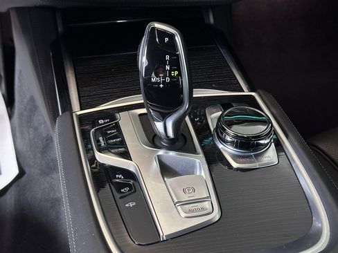 Used 2019 BMW 750i xDrive 750i xDrive w/ Executive Package image 16