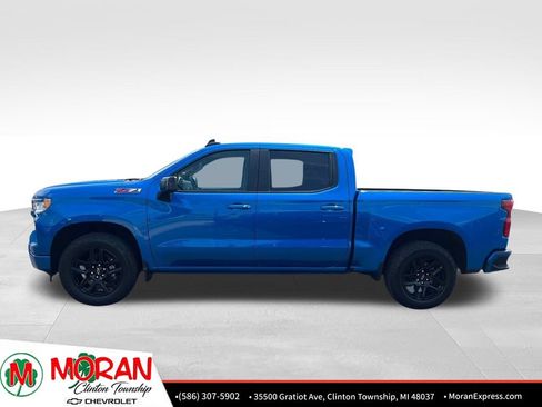 Used 2023 Chevrolet Silverado 1500 RST AWD/4WD image 3