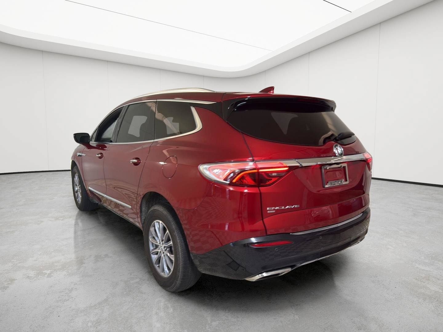 Certified 2024 Buick Enclave Essence w/ LPO, Floor Liner Package AWD/4WD image 26