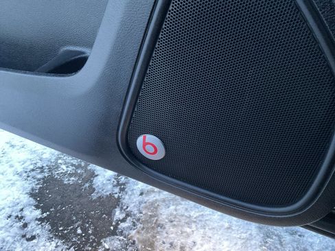 Used 2017 Dodge Charger SXT w/ AWD Plus Group image 16