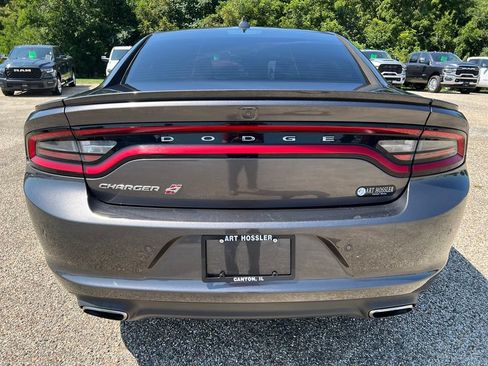 Used 2018 Dodge Charger GT AWD/4WD image 4