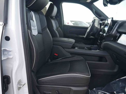 New 2026 RAM 3500 Limited image 37