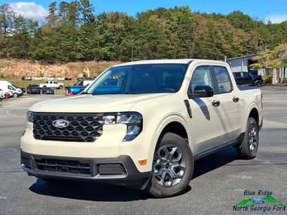 New 2025 Ford Maverick XLT w/ Equipment Group 301A