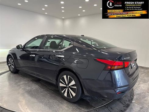 Used 2022 Nissan Altima 2.5 SV image 25