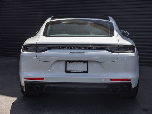 Certified 2023 Porsche Panamera Platinum Edition RWD image 9