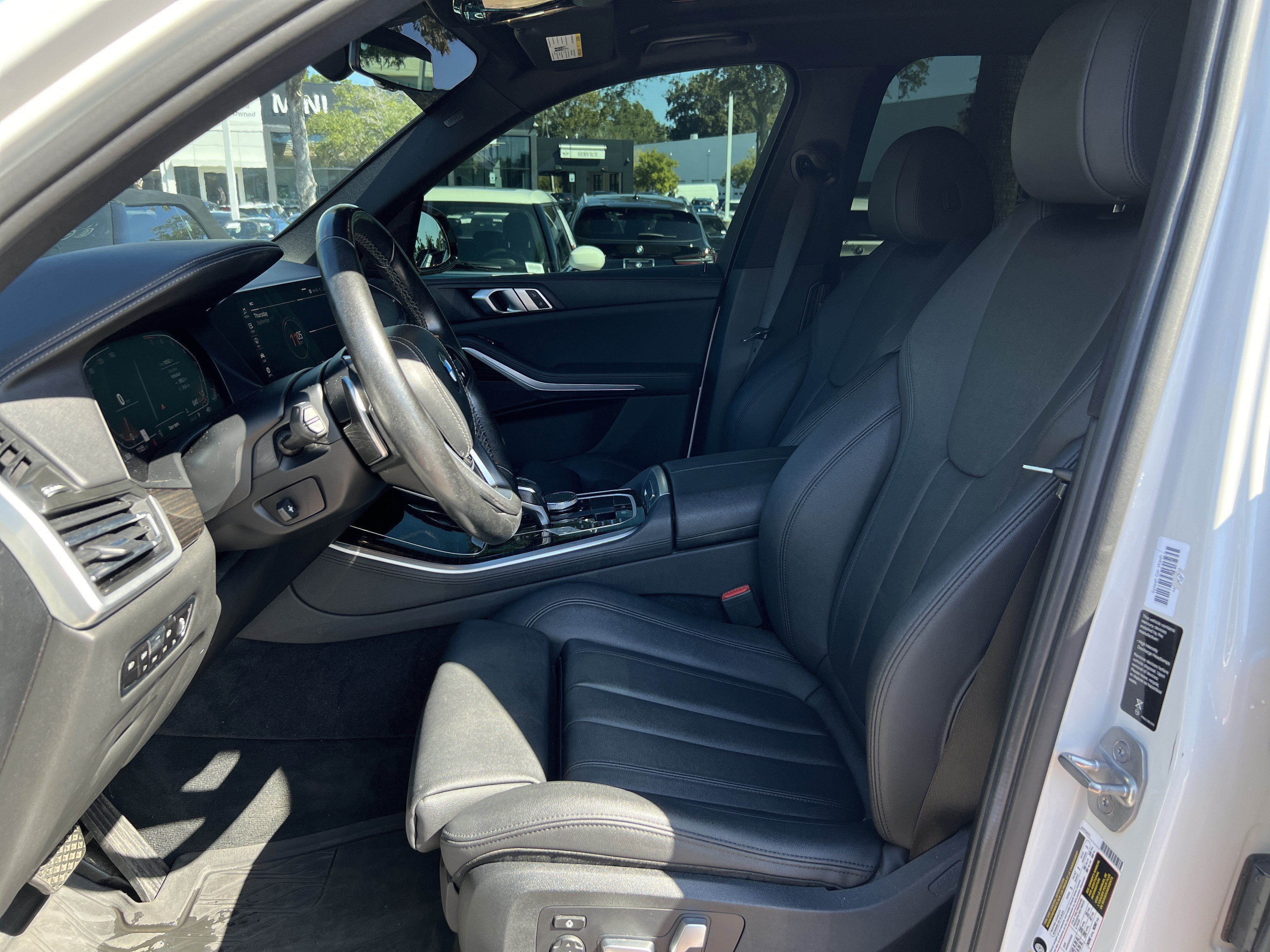 Used 2020 BMW X5 xDrive40i w/ Convenience Package AWD/4WD image 16